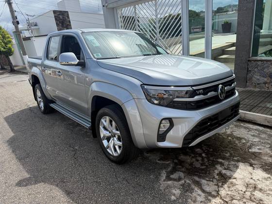 VOLKSWAGEN AMAROK 3.0 V6 TDI DIESEL HIGHLINE CD 4MOTION AUTOMÁTICO